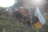 /album/fotos-do-acidente-/caminhao05-jpg/